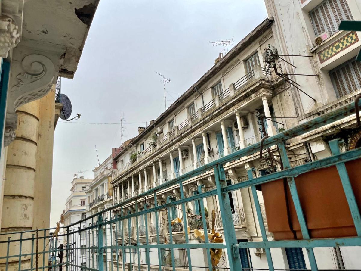 Appartement Dans Immeuble Haussmanien Algiers Екстериор снимка