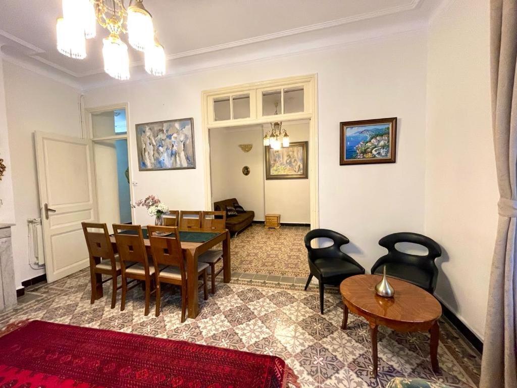 Appartement Dans Immeuble Haussmanien Algiers Екстериор снимка