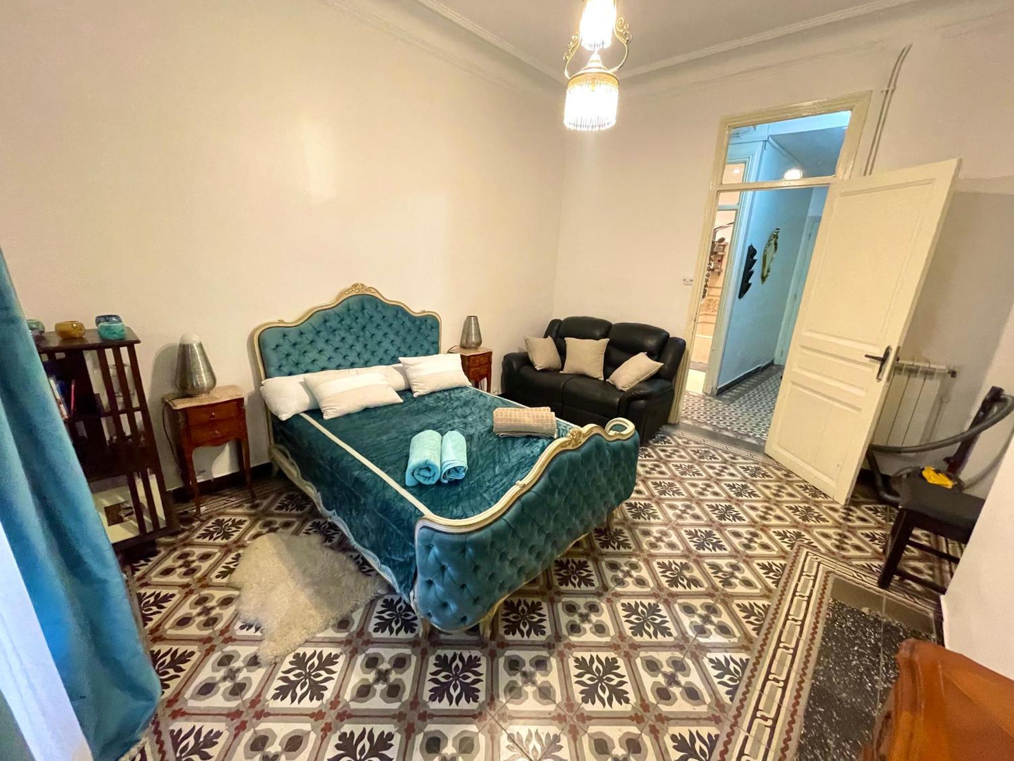 Appartement Dans Immeuble Haussmanien Algiers Екстериор снимка