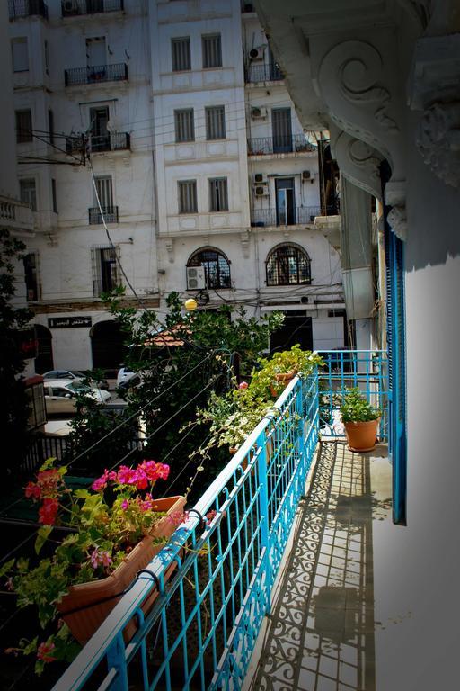 Appartement Dans Immeuble Haussmanien Algiers Екстериор снимка